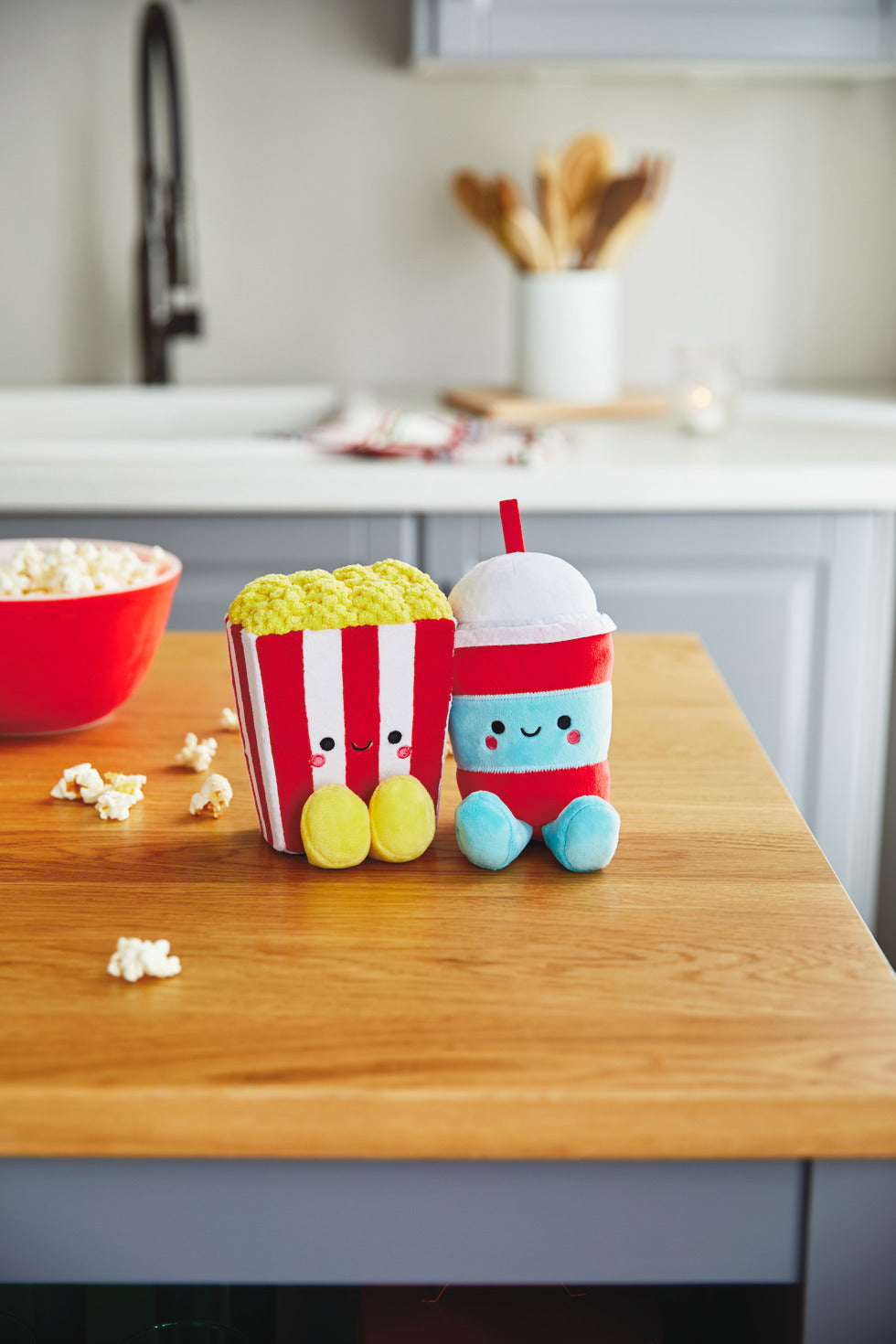Popcorn and Slushie Magnetic Plush – Better Together