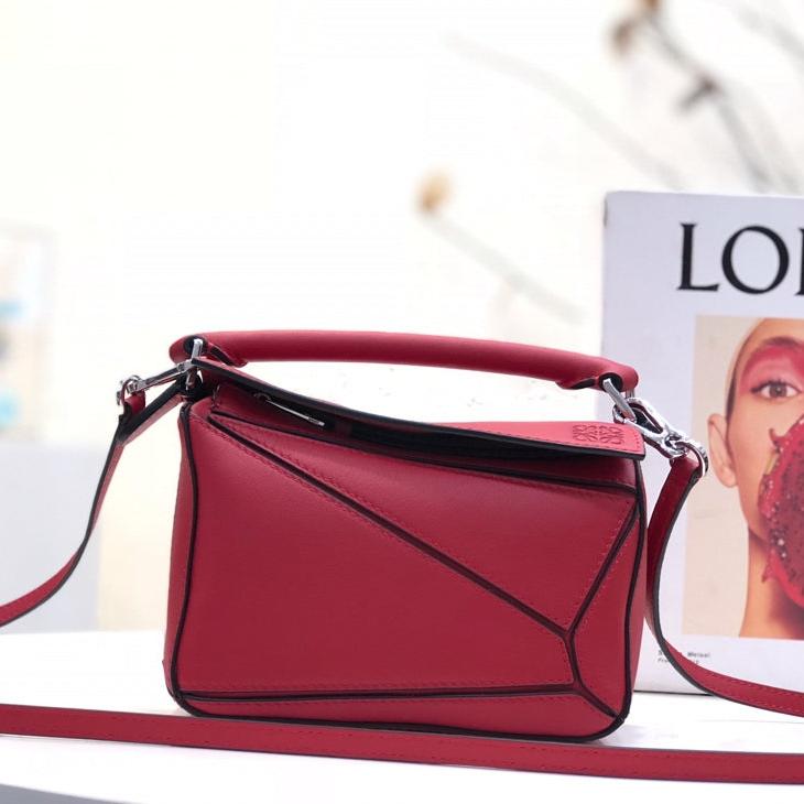 LOEWE LOE MINI 18 PUZZLE BAG IN CHERRY RED CALFSKIN