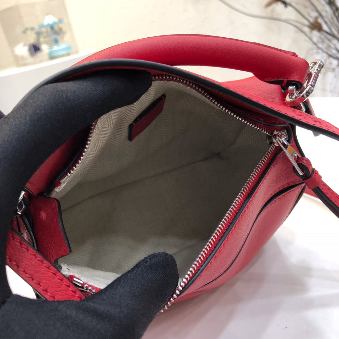 LOEWE LOE MINI 18 PUZZLE BAG IN CHERRY RED CALFSKIN