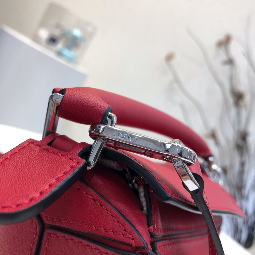 LOEWE LOE MINI 18 PUZZLE BAG IN CHERRY RED CALFSKIN