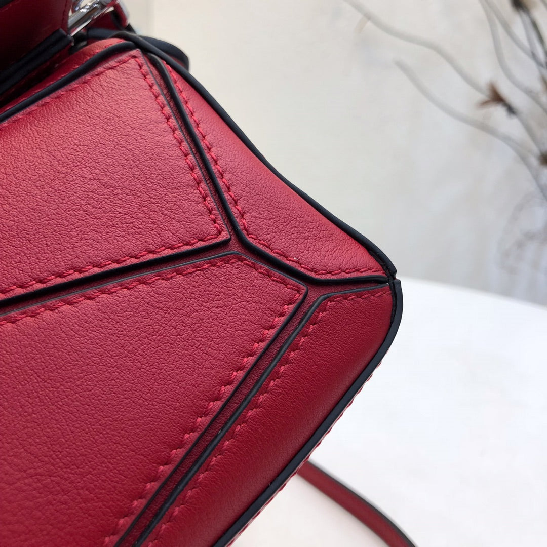 LOEWE LOE MINI 18 PUZZLE BAG IN CHERRY RED CALFSKIN