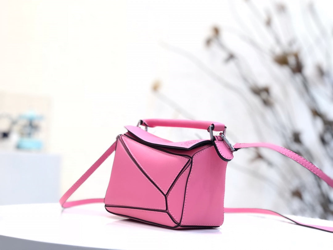 LOEWE LOE MINI 18 PUZZLE BAG IN DEEP PINK CALFSKIN
