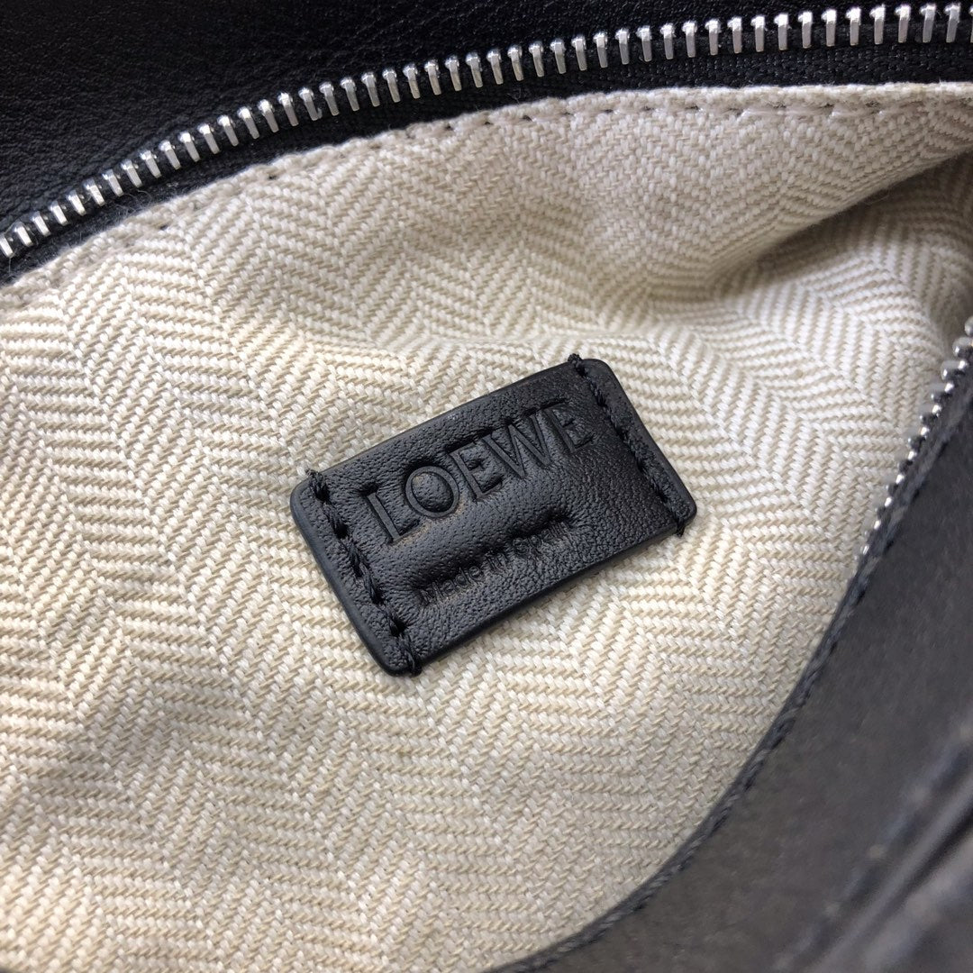 LOEWE LOE MINI 18 PUZZLE BAG IN BLACK CALFSKIN