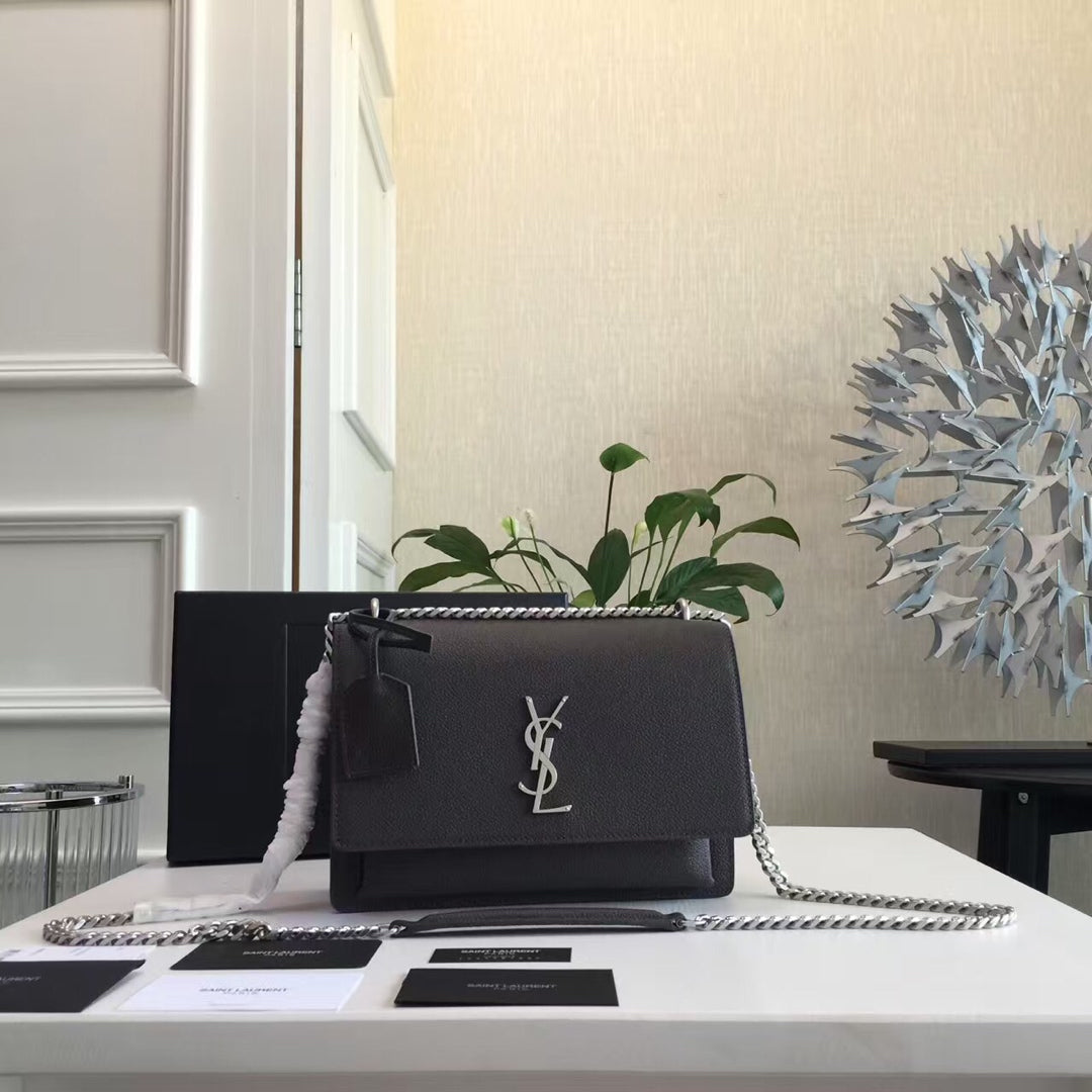 SAINT LAURENT SUNSET 22 HANDBAG IN BLACK CALFSKIN