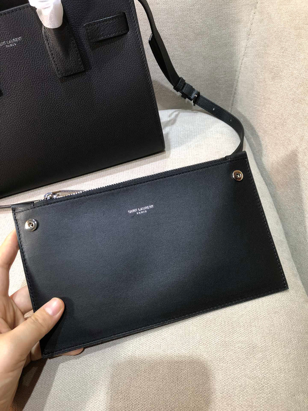 SAINT LAURENT SAC DE 26 HANDBAG BLACK CALFSKIN