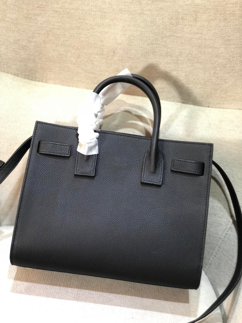 SAINT LAURENT SAC DE 26 HANDBAG BLACK CALFSKIN