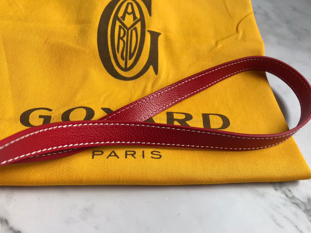 GOYARD PETIT FLOT BUCKET BAG 22 IN CLASSIC RED GOYARDINE CANVAS AND LAMBSKIN TRIM