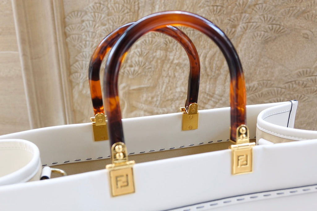 FENDI Fend Sunshine Large Bag 40.5 White Leather
