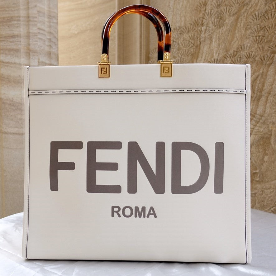 FENDI Fend Sunshine Large Bag 40.5 White Leather