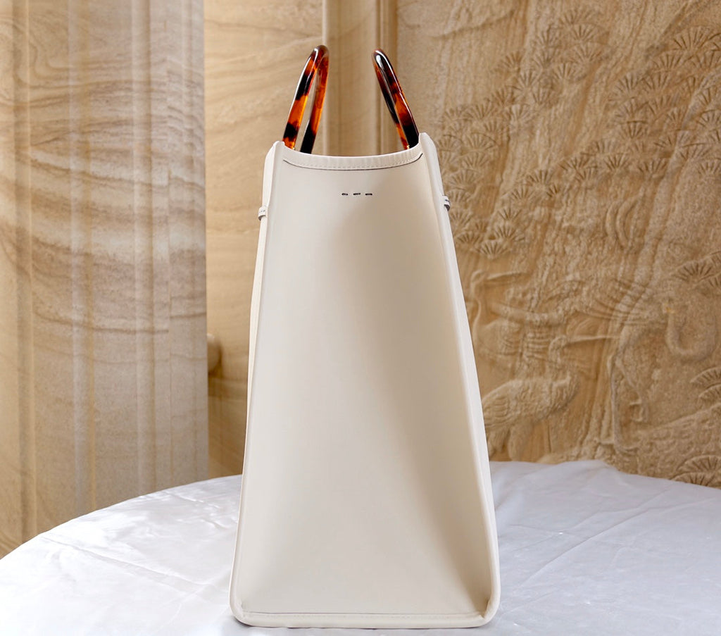 FENDI Fend Sunshine Large Bag 40.5 White Leather