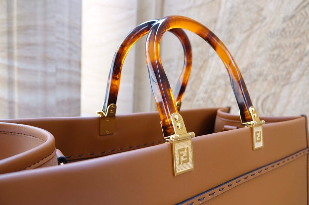 FENDI Fend Sunshine Large Bag 40.5 Tan Leather