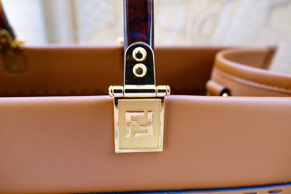 FENDI Fend Sunshine Large Bag 40.5 Tan Leather