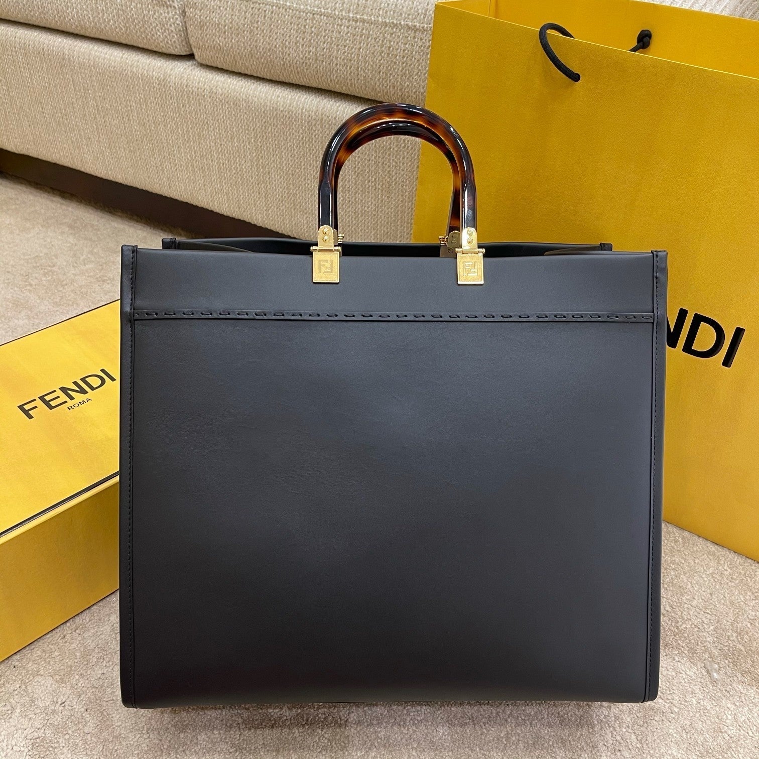 FENDI SHINE 40 TOTE BAG IN BLACK EMBOSSED CALFSKIN