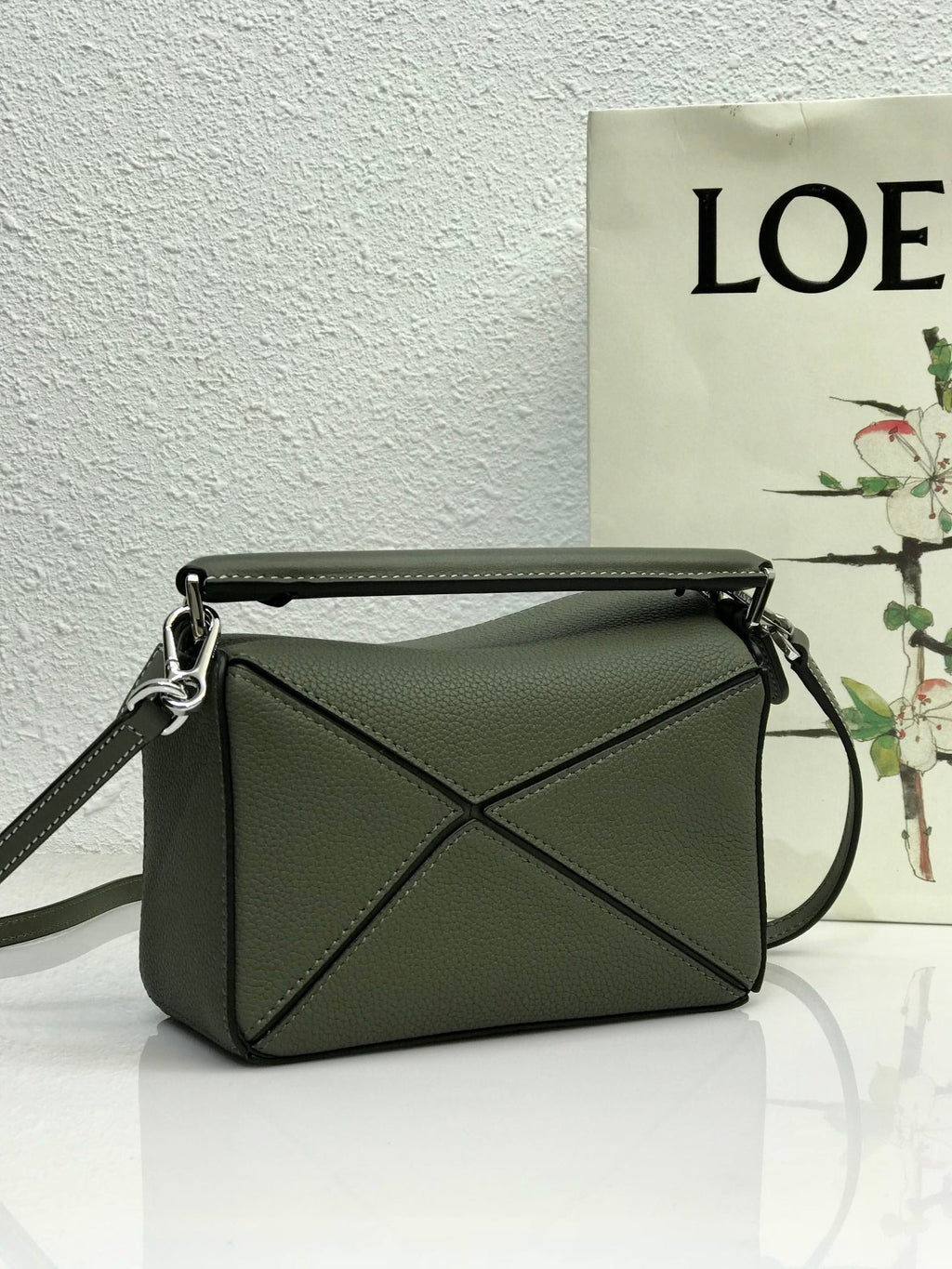 LOEWE LOE MINI 18 PUZZLE BAG IN JUNIPER GREEN CALFSKIN