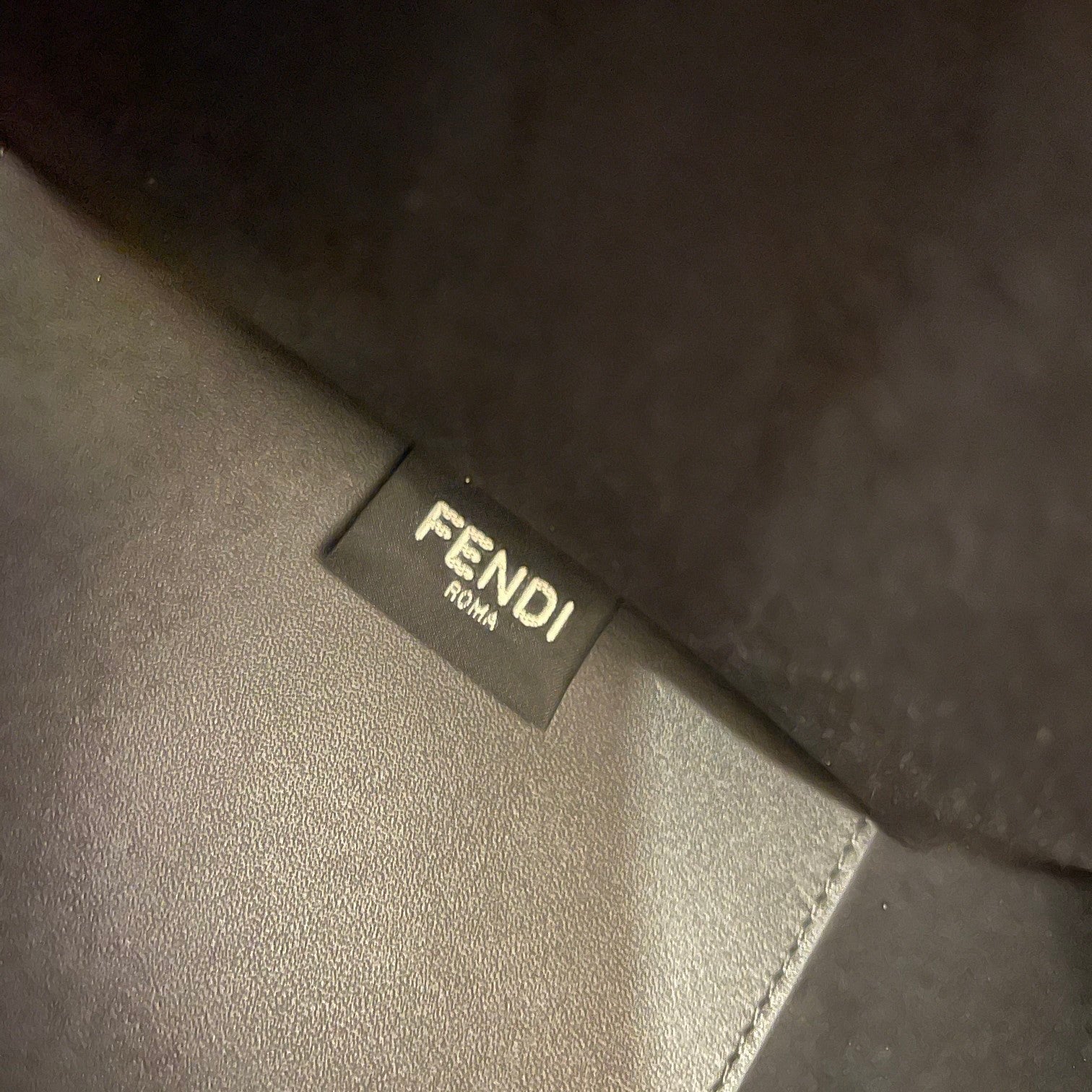 FENDI SHINE LARGE 35 TOTE IN BLACK CALFSKIN