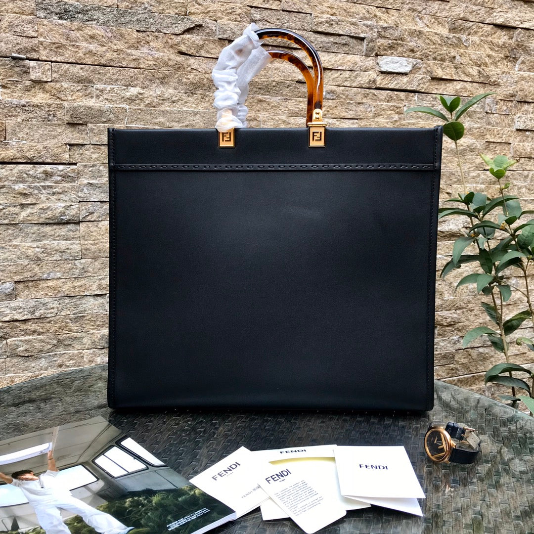 FENDI Fend Sunshine Large Bag 40.5 Black Leather