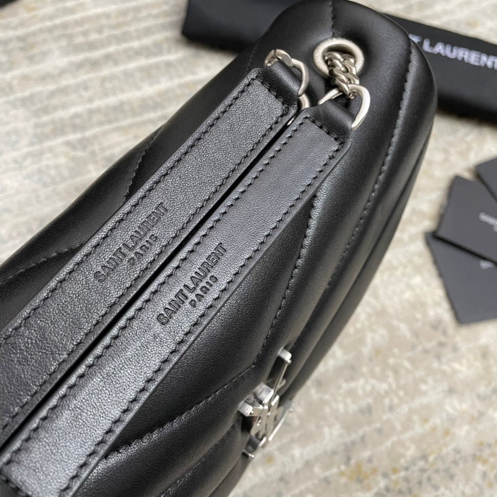 SAINT LAURENT LOULOU SMALL 25 IN BLACK LAMBSKIN SILVER HARDWARE