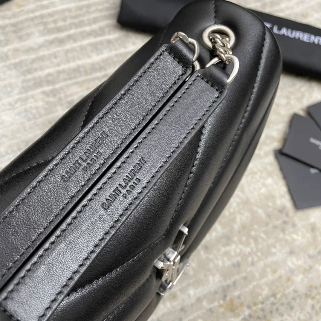 SAINT LAURENT LOULOU SMALL 25 IN BLACK LAMBSKIN SILVER HARDWARE