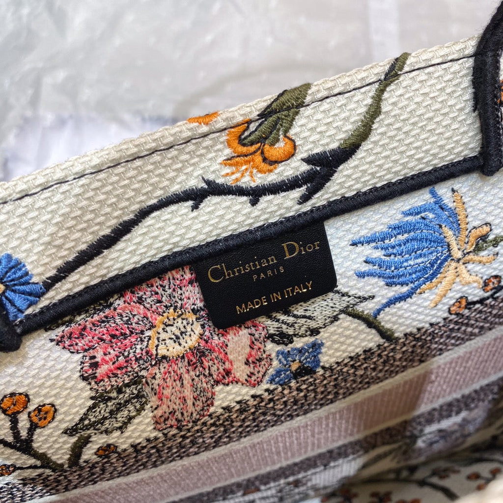 DIOR MEDIUM BOOK TOTE BAG 36 IN BEIGE COTTON WITH MULTICOLOR EMBROIDERY