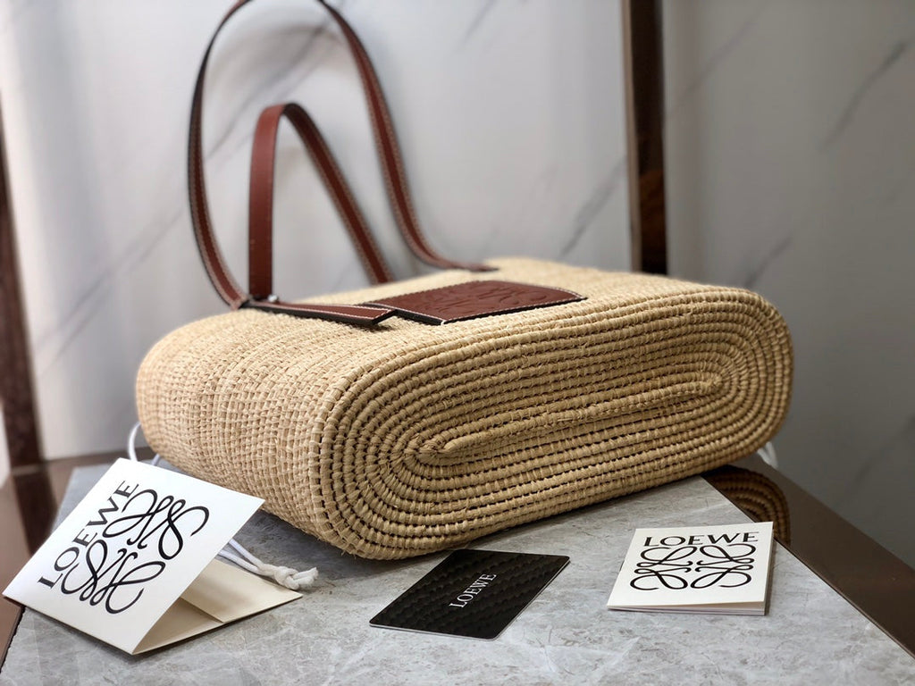 LOEWE LOE SQUARE BASKET BAG 28 IN NATURAL RAFFIA AND CHOCOLATE BROWN CALFSKIN