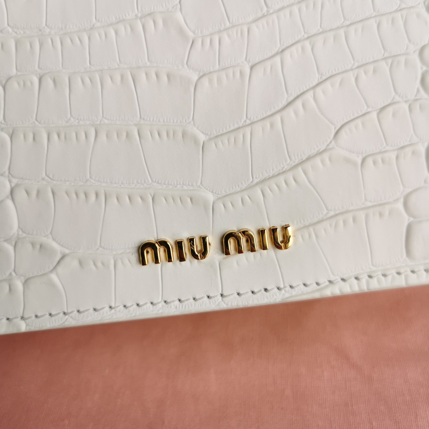 MIU MIU LADY 20 HANDBAG IN CROCODILE PATTERN WHITE CALFSKIN