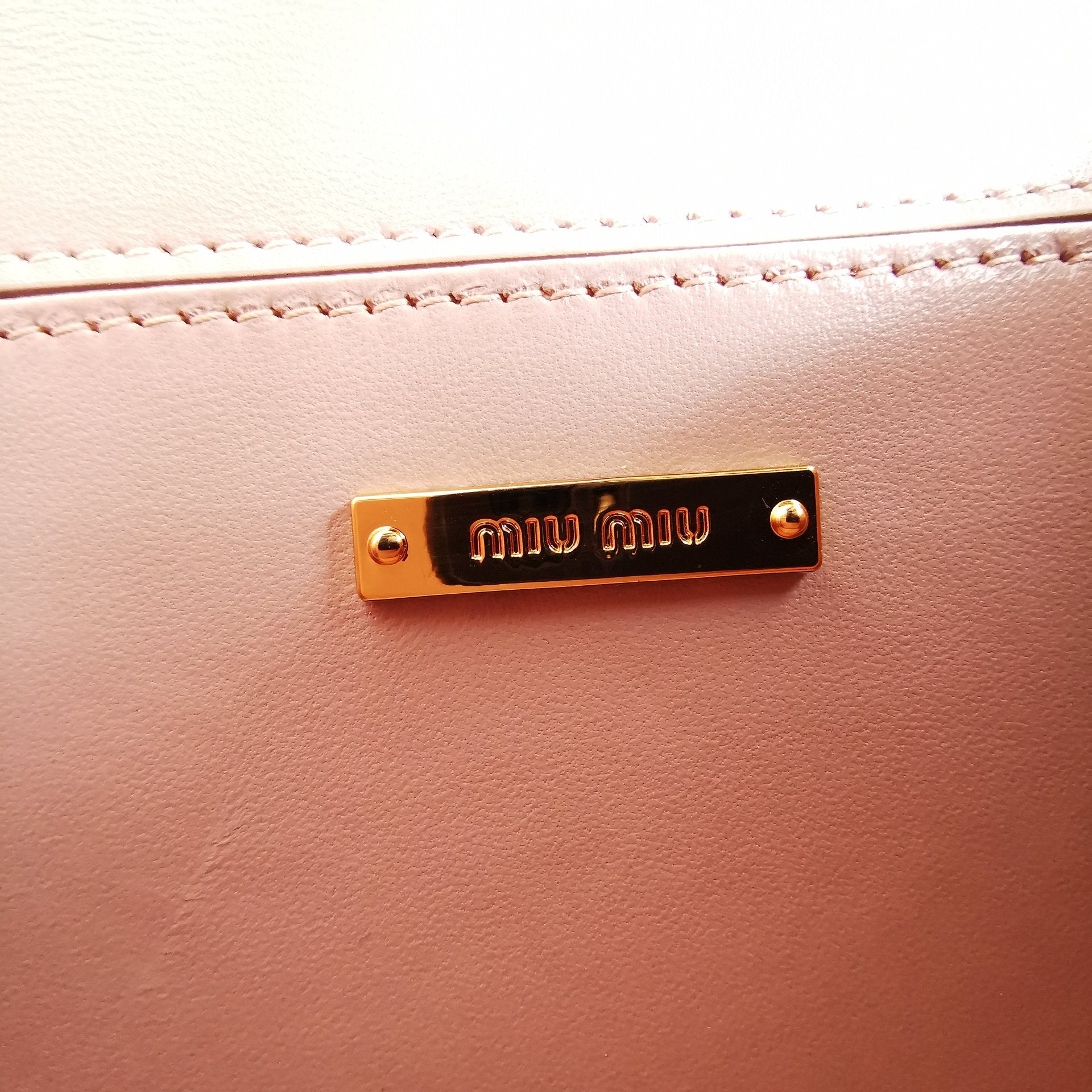 MIU MIU LADY 20 HANDBAG IN CROCODILE PATTERN PINK PASTEL CALFSKIN