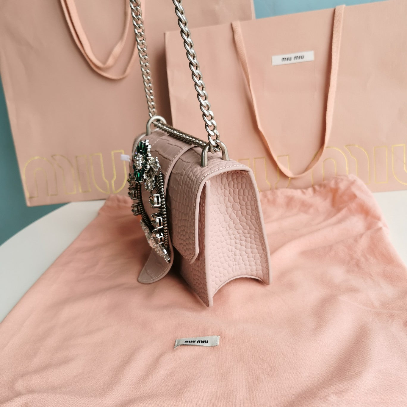 MIU MIU LADY 20 HANDBAG IN CROCODILE PATTERN LIGHT PINK CALFSKIN