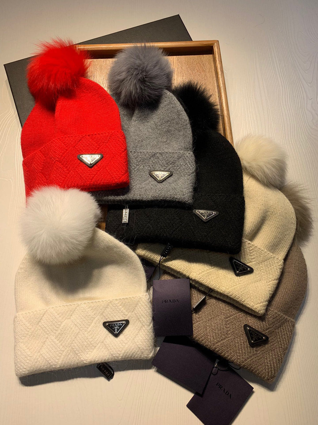 PRADA BEANIE HAT IN BLACK WOOL AND RABBIT FUR 361438