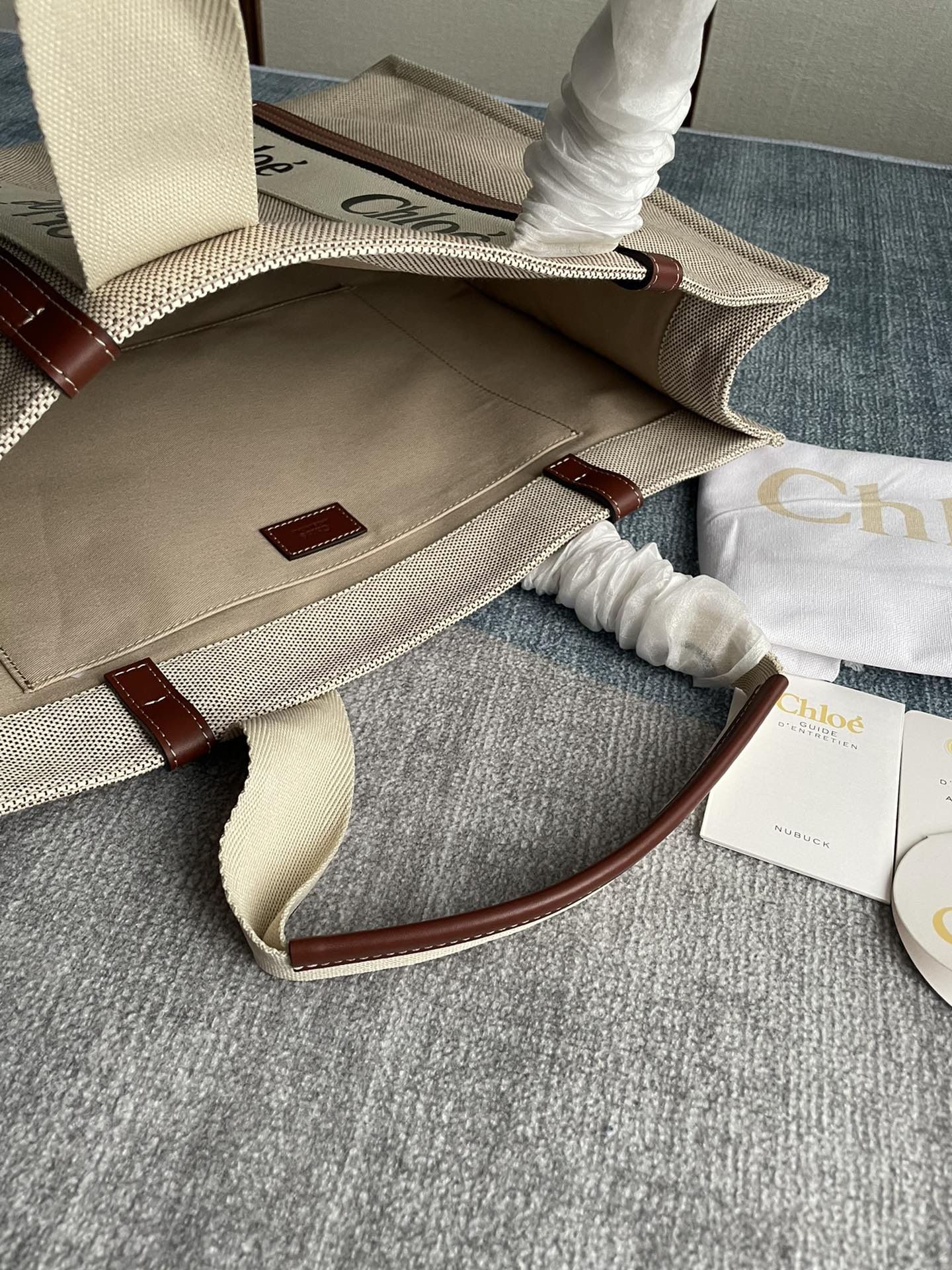 CHLOE LAGRE STRAP WOODY TOTE BAG 45 IN BEIGE LINEN CANVAS BLACK WEBBING LOGO EMBROIDER BROWN CALFSKIN