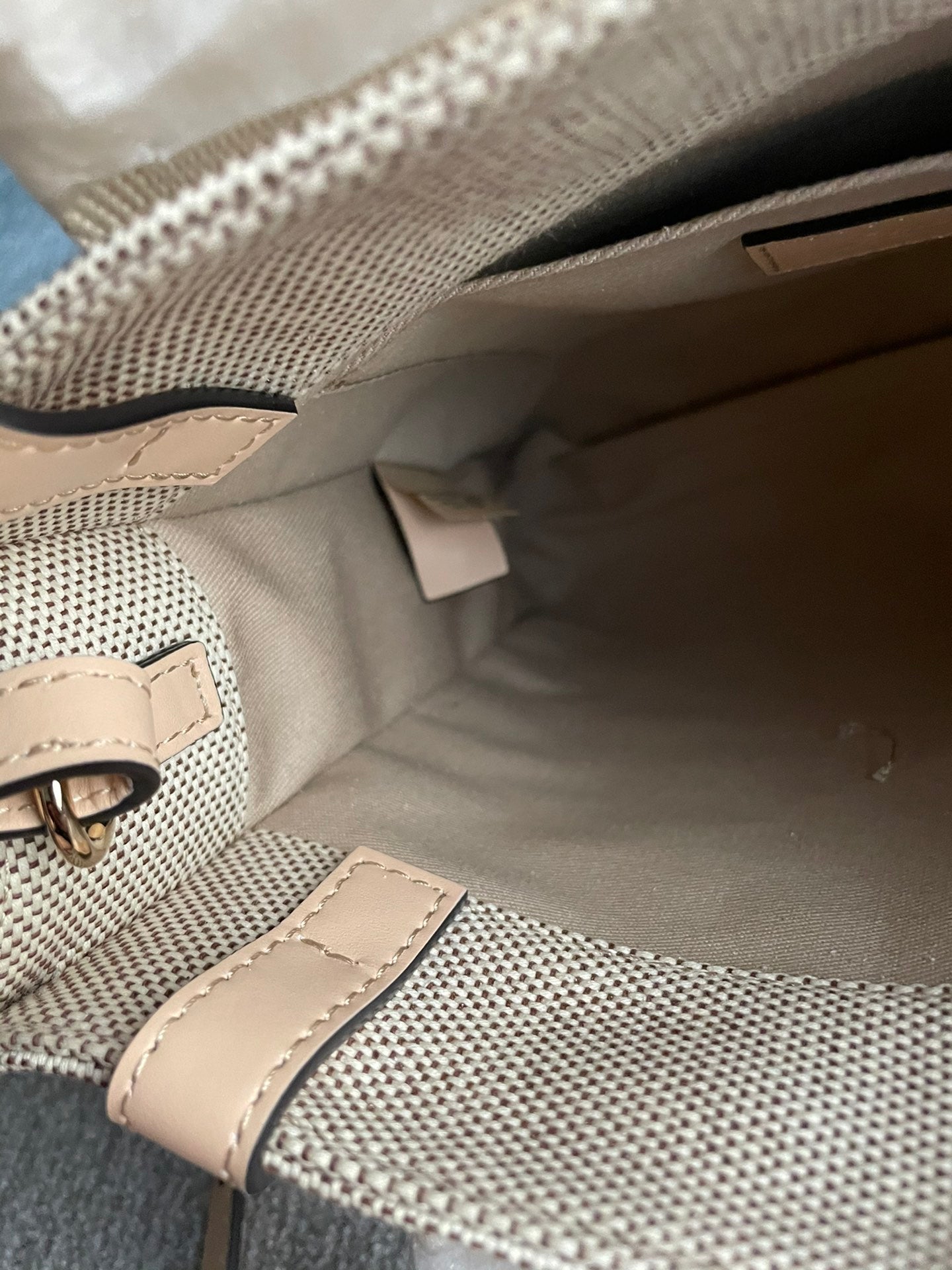 CHLOE SMALL STRAP WOODY TOTE BAG 26.5 IN BEIGE LINEN CANVAS BLACK WEBBING LOGO EMBROIDER NUDE CALFSKIN