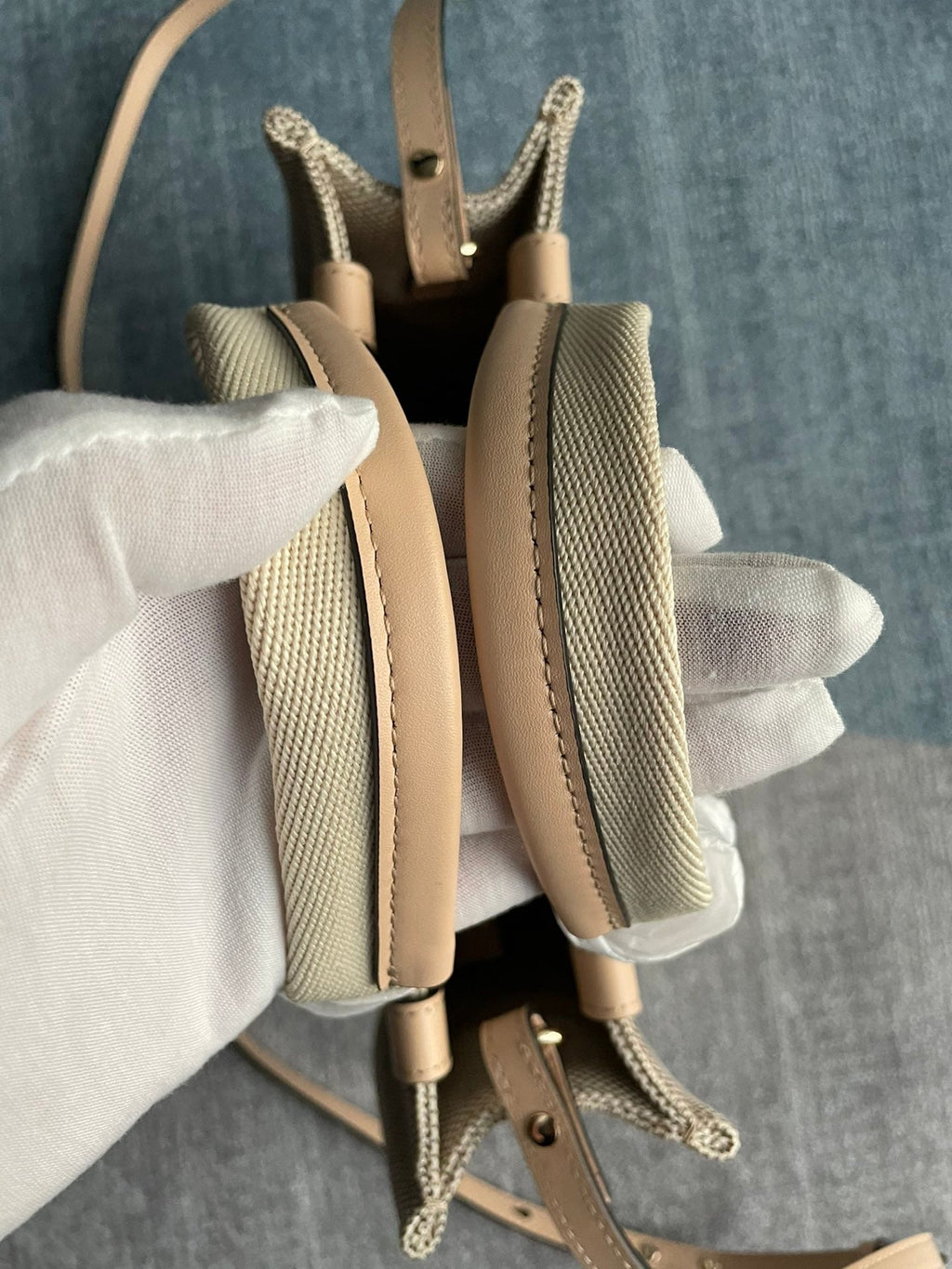 CHLOE SMALL STRAP WOODY TOTE BAG 26.5 IN BEIGE LINEN CANVAS BLACK WEBBING LOGO EMBROIDER NUDE CALFSKIN