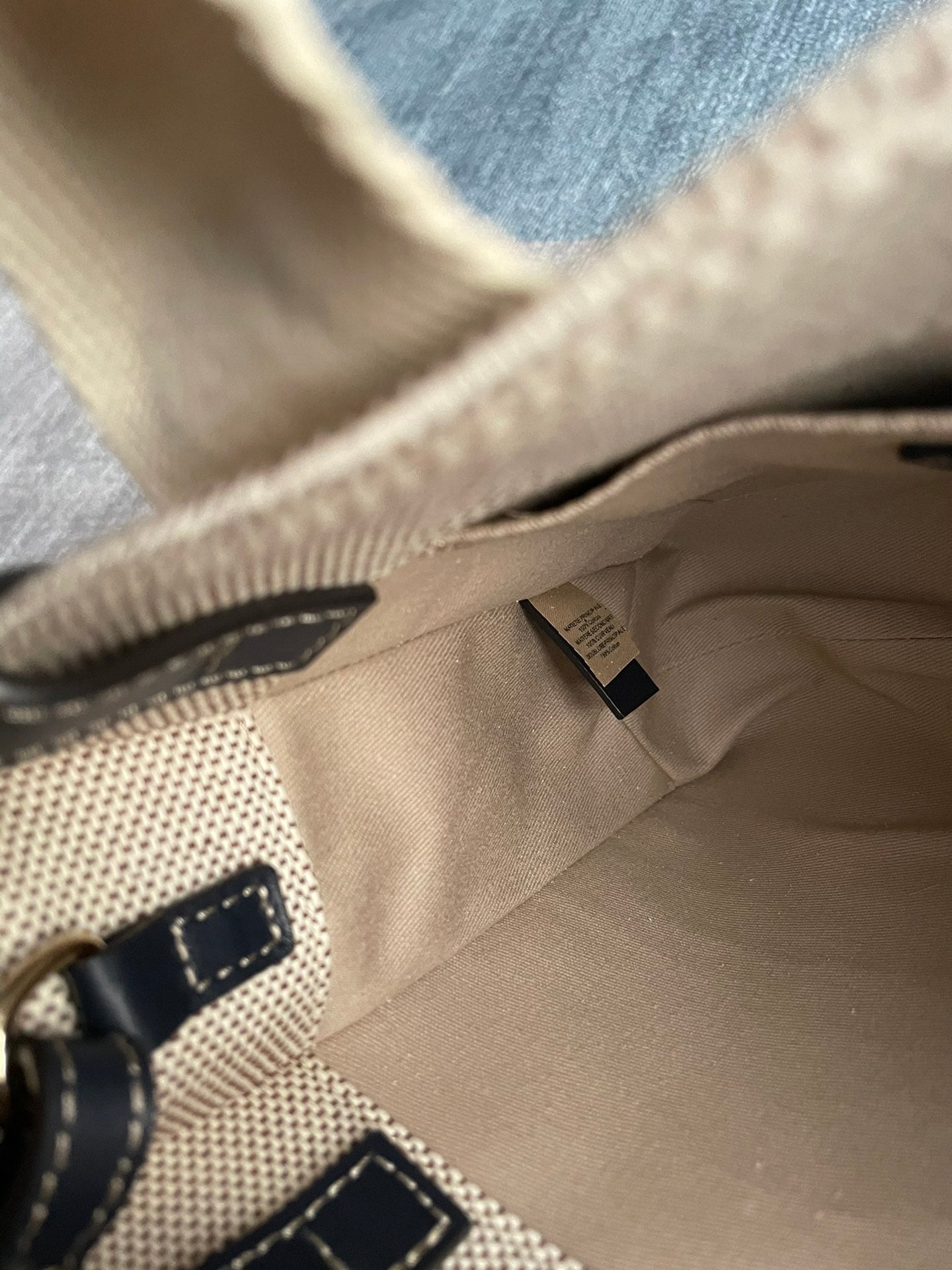 CHLOE SMALL STRAP WOODY TOTE BAG 26.5 IN BEIGE LINEN CANVAS BLACK WEBBING LOGO EMBROIDER BLACK CALFSKIN