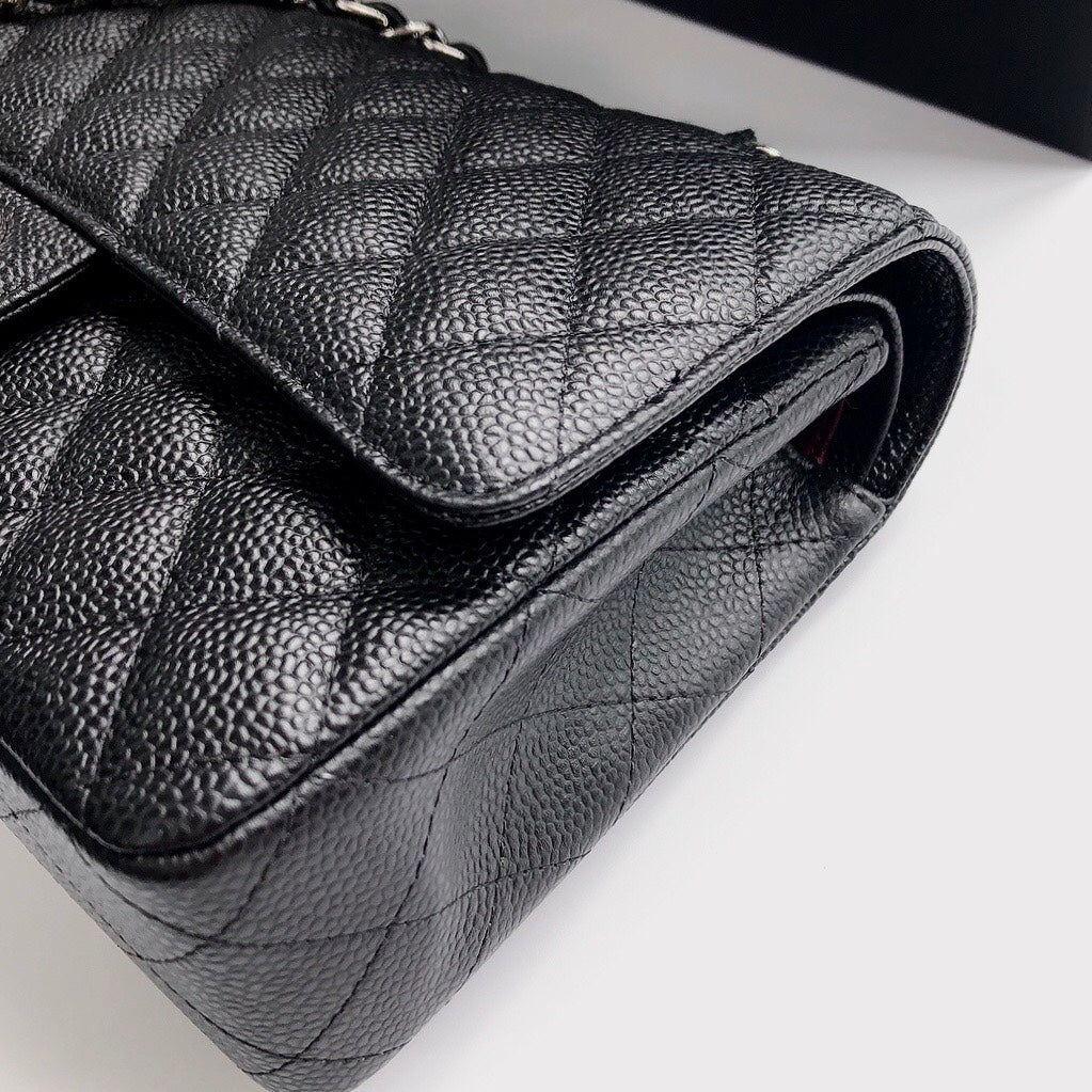 CHANEL FLAP BAG 25 IN BLACK CAVIAR LEATHER SILVER HARDWARE