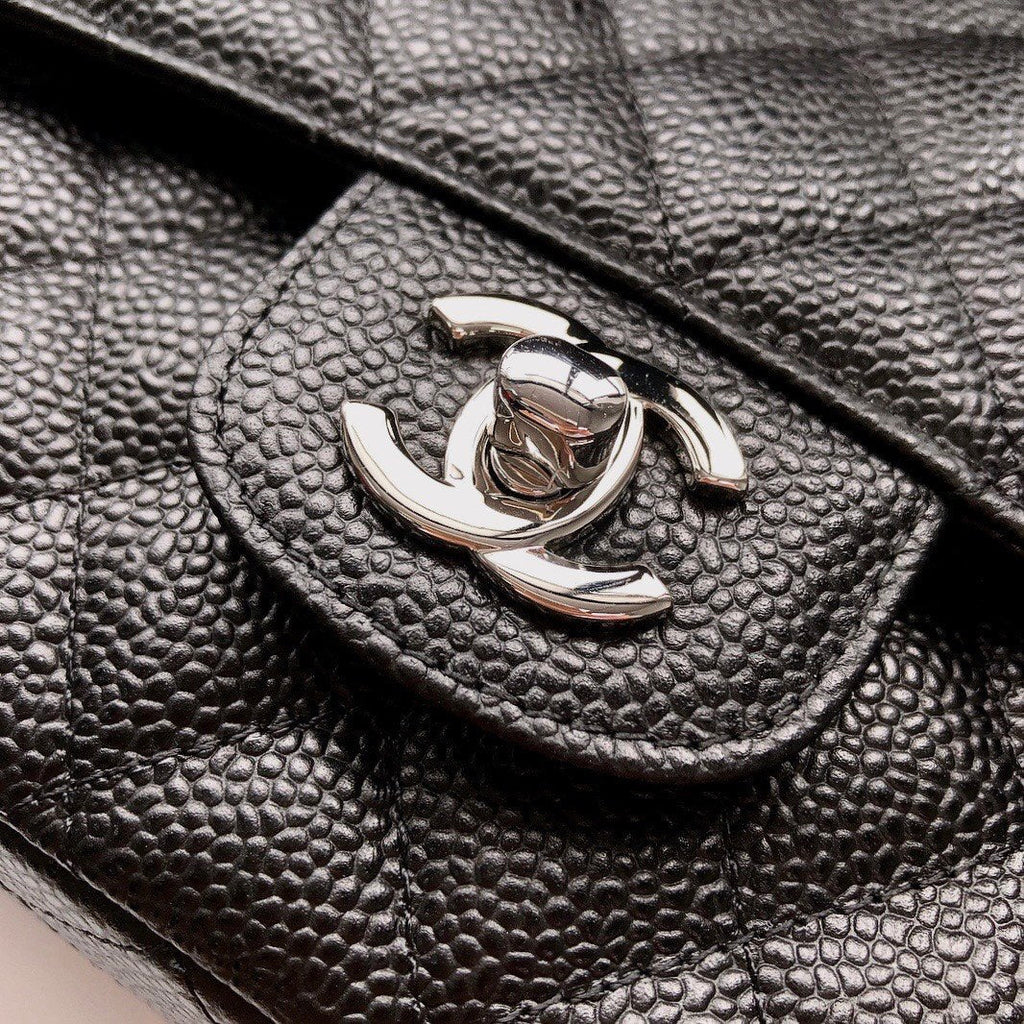 CHANEL FLAP BAG 25 IN BLACK CAVIAR LEATHER SILVER HARDWARE