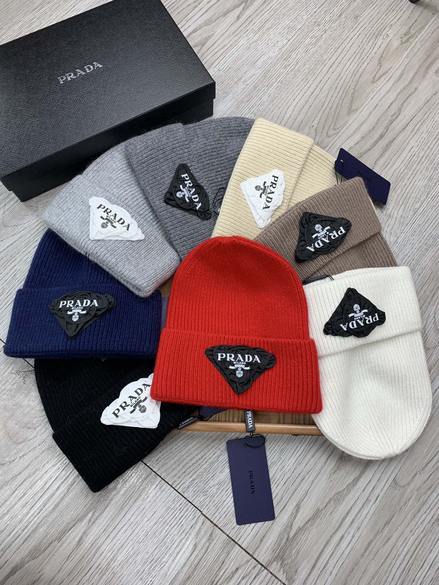 PRADA BEANIE HAT IN BISQUE BEIGE WOOL 431355