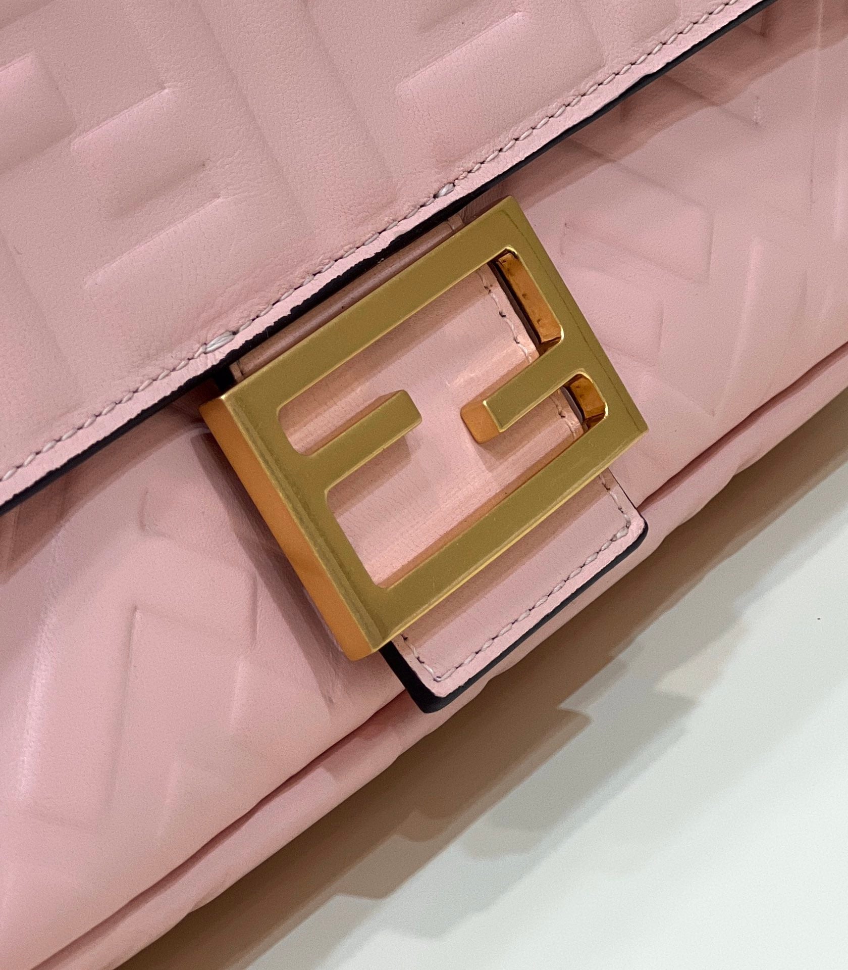 FENDI BAGUETTE WITH FF MOTIF 27 IN LIGHT PINK SOFT LAMBSKIN GOLD HARDWARE
