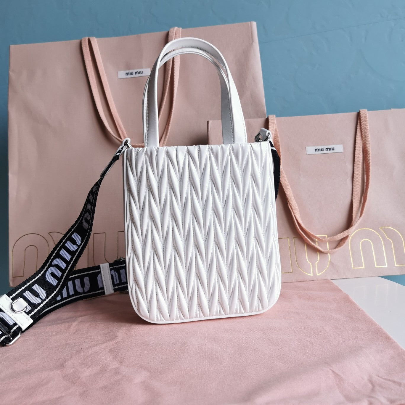 MIU MIU TOTE 18 BAG IN WHITE CALFSKIN
