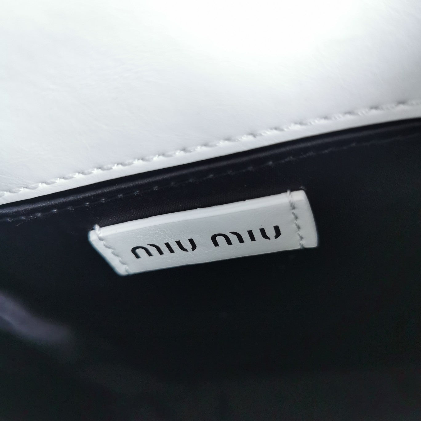 MIU MIU TOTE 18 BAG IN WHITE CALFSKIN