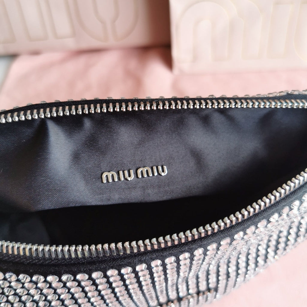 MIU MIU HANDBAG 19 IN BLACK CALFSKIN WITH CRYSTAL