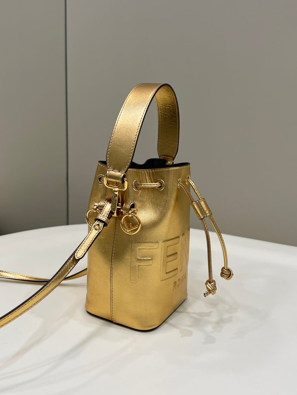 FENDI MON TRESOR 18 IN GOLD METALLIC CALFSKIN
