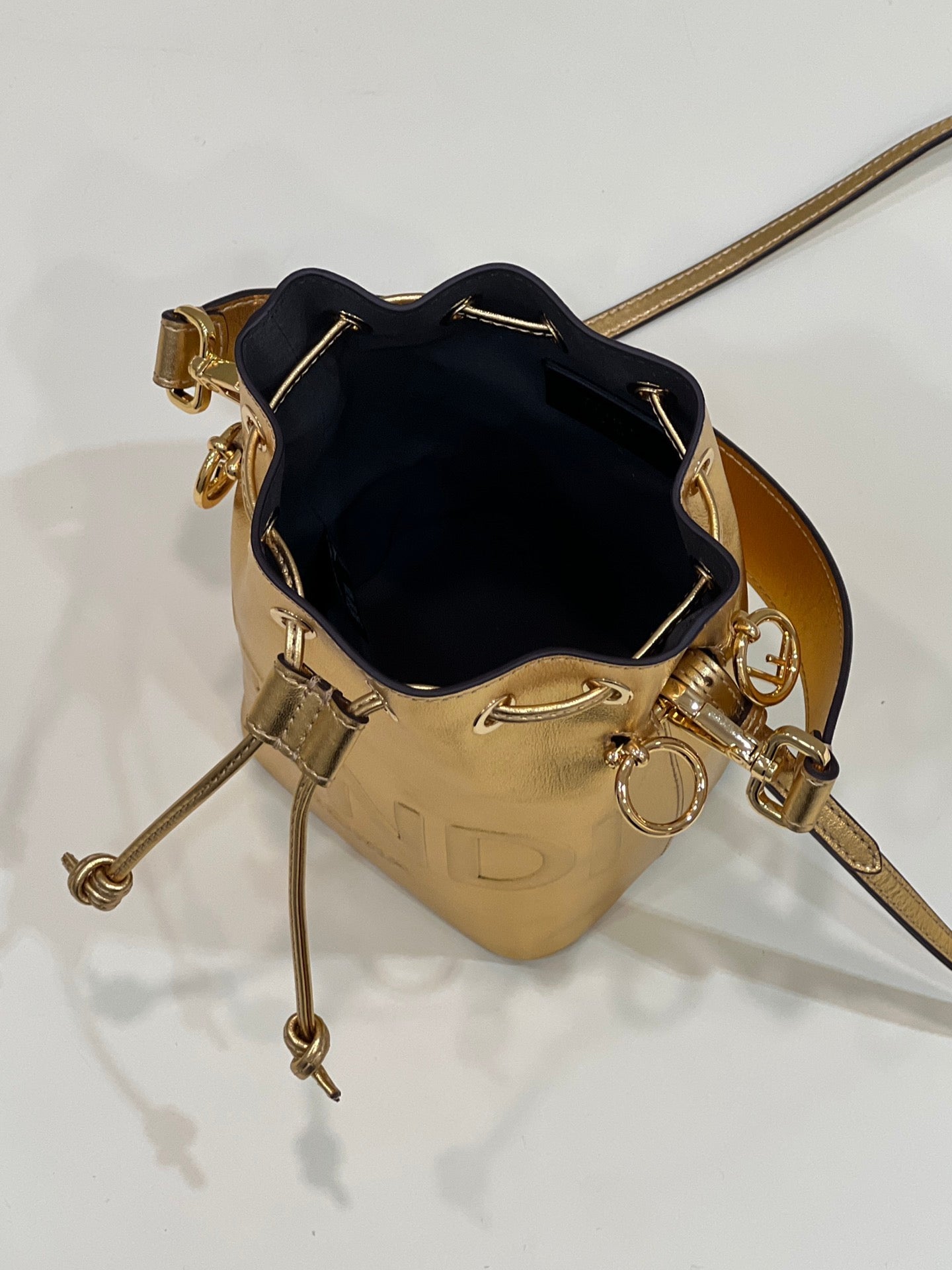 FENDI MON TRESOR 18 IN GOLD METALLIC CALFSKIN