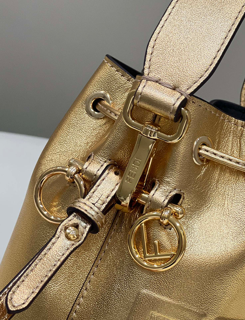 FENDI MON TRESOR 18 IN GOLD METALLIC CALFSKIN