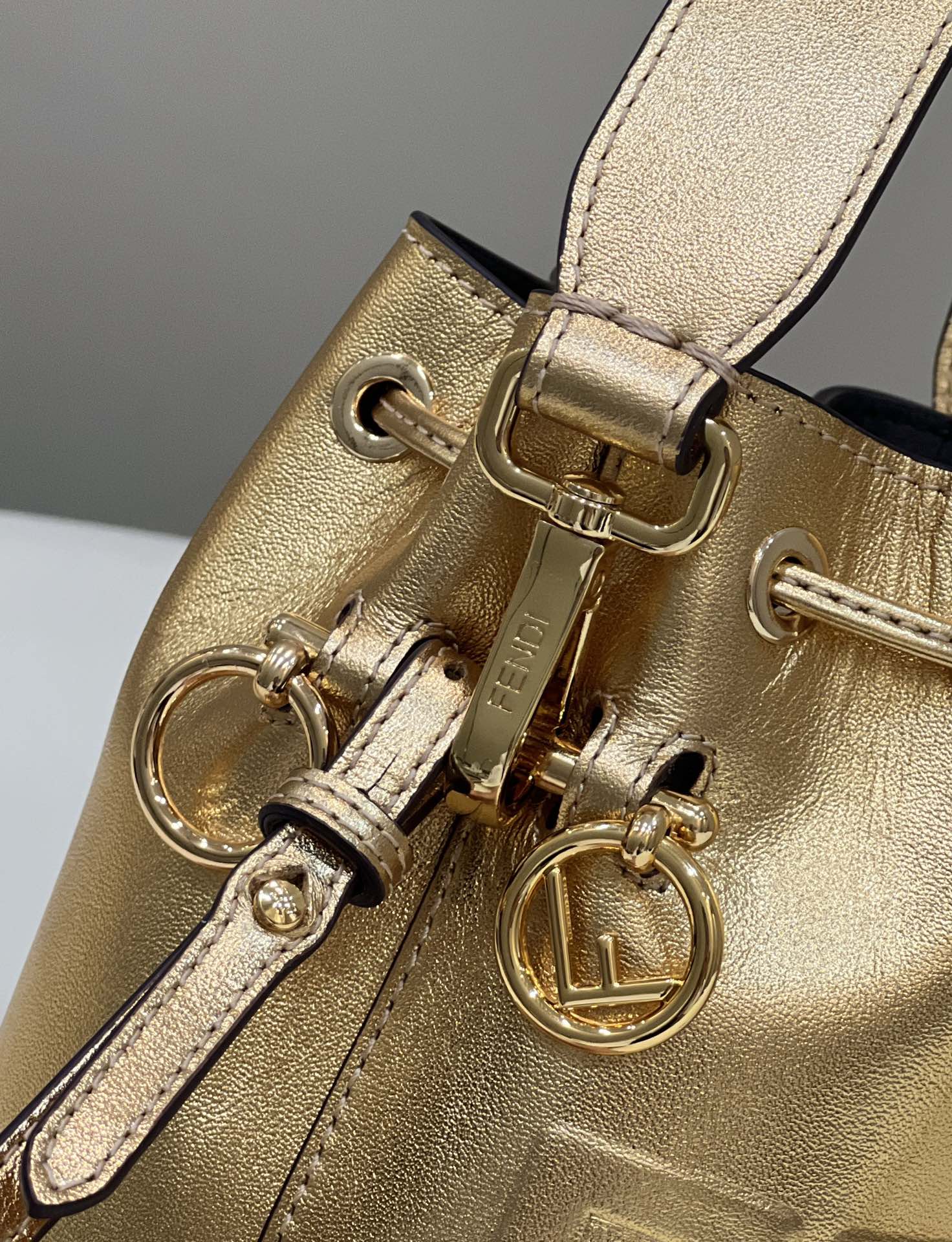 FENDI MON TRESOR 18 IN GOLD METALLIC CALFSKIN