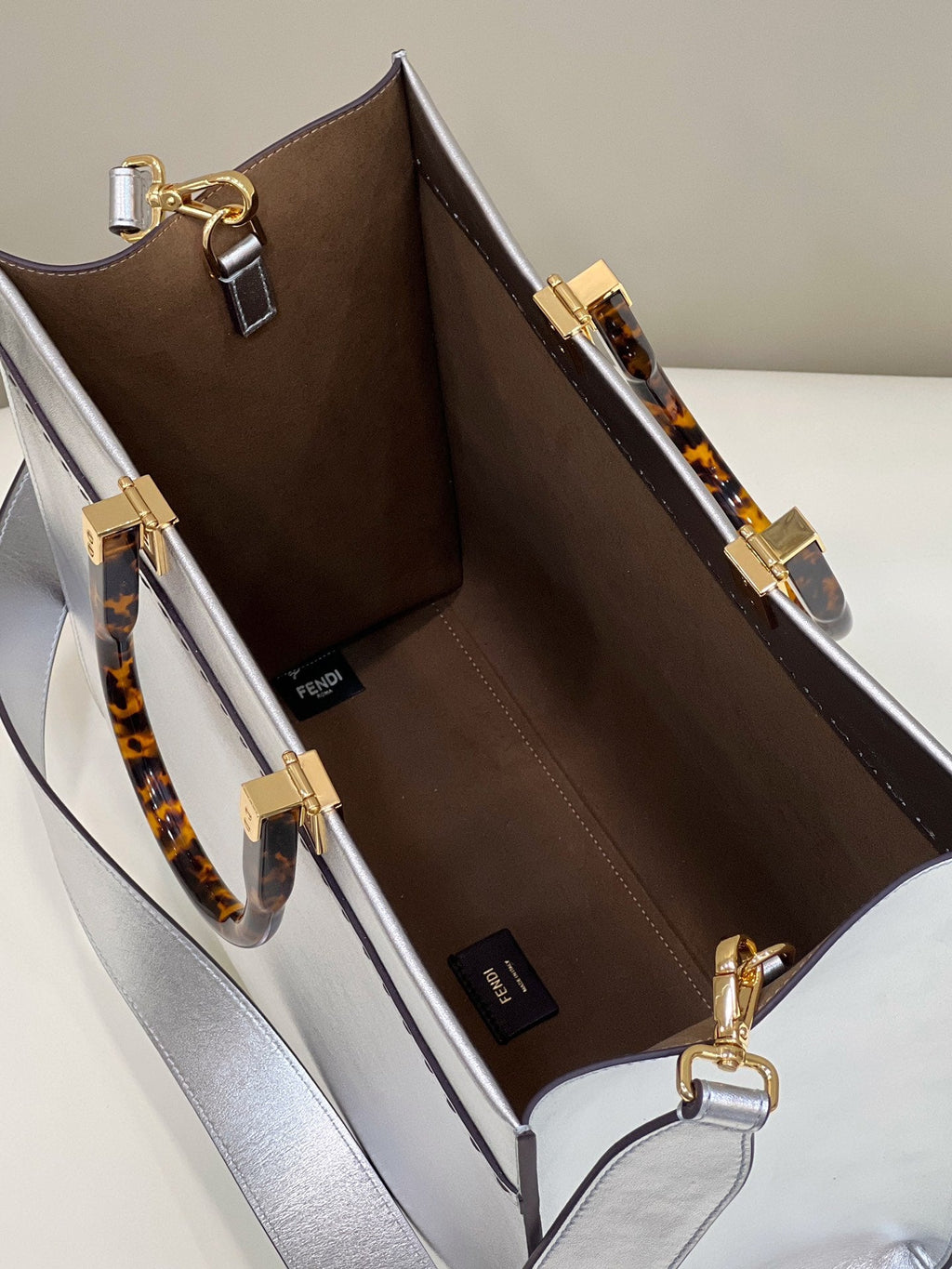 FENDI SHINE LARGE 35 TOTE IN SILVER CALFSKIN