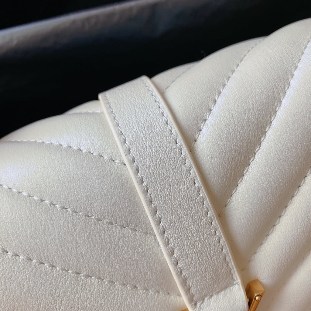 SAINT LAURENT COLLEGE MEDIUM 24 IN WHITE LAMBSKIN GOLD HARDWARE