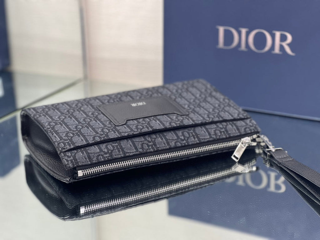 DIOR SADDLE 28 BAG IN BLACK OBLIQUE JACQUARD