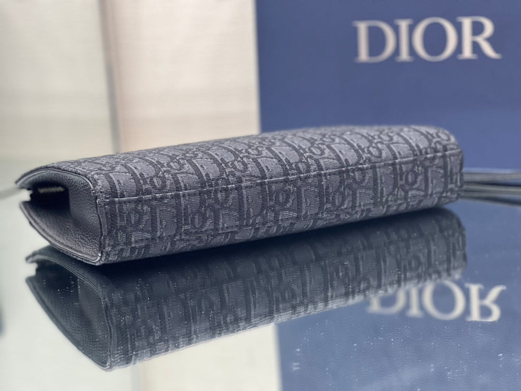 DIOR SADDLE 28 BAG IN BLACK OBLIQUE JACQUARD