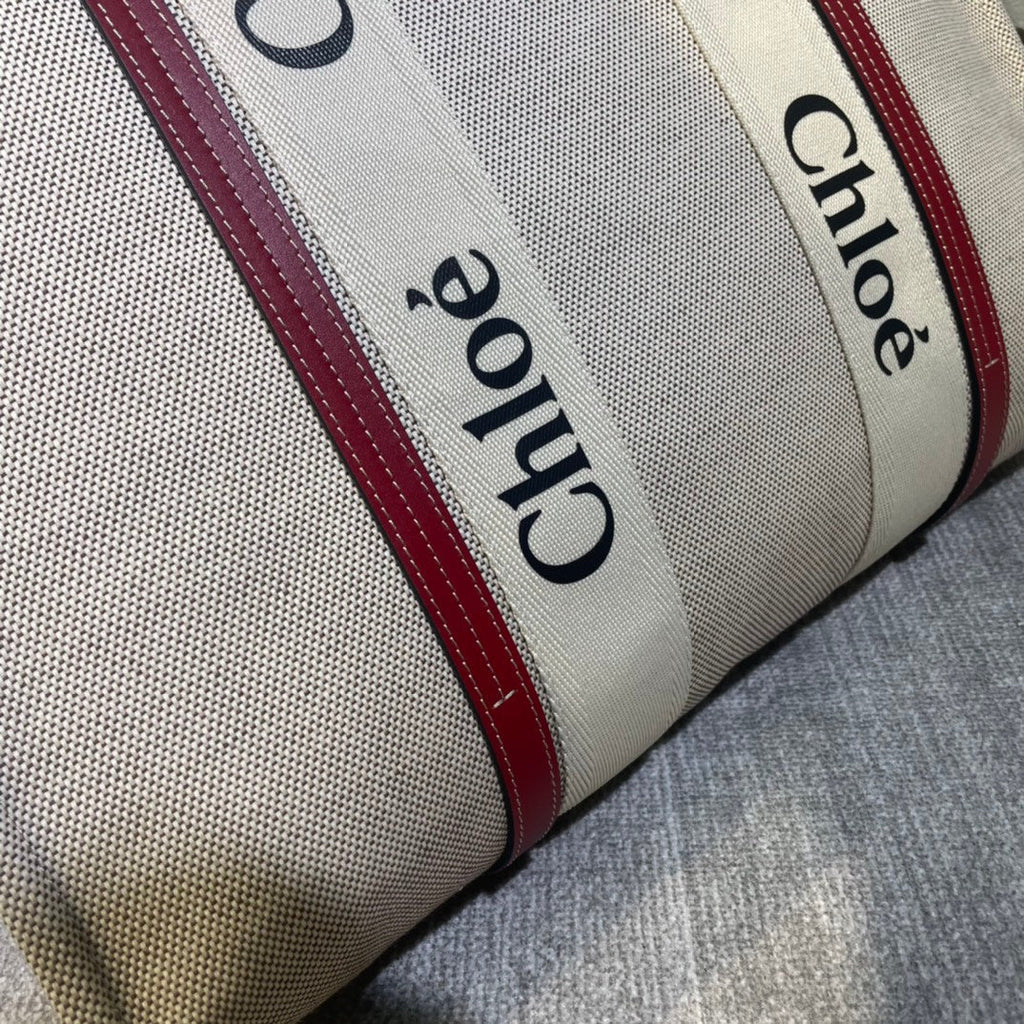 CHLOE LAGRE WOODY TOTE BAG 45 IN BEIGE LINEN CANVAS BLACK WEBBING LOGO EMBROIDER RED CALFSKIN