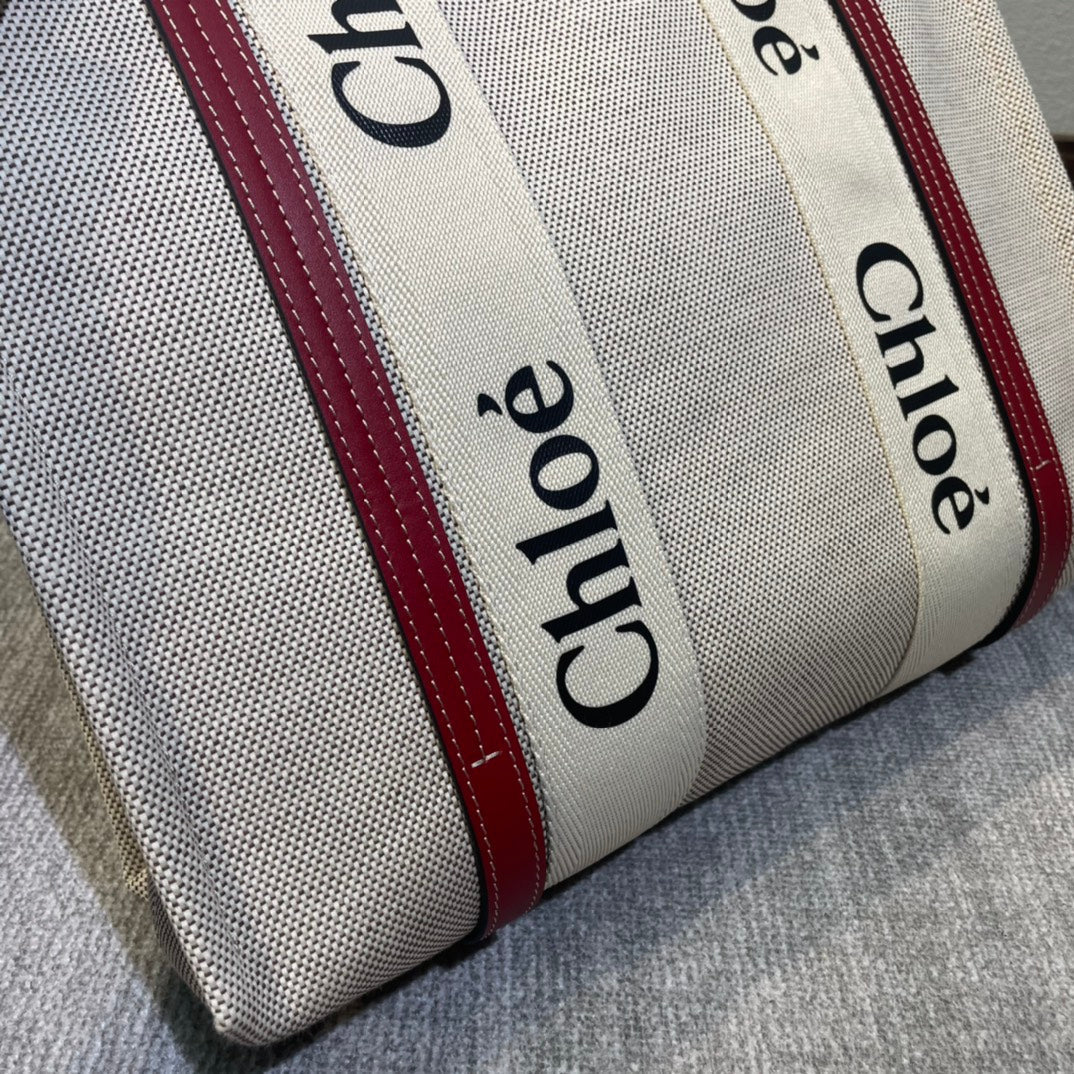 CHLOE MEDIUM STRAP WOODY TOTE BAG 37 IN BEIGE LINEN CANVAS BLACK WEBBING LOGO EMBROIDER RED CALFSKIN