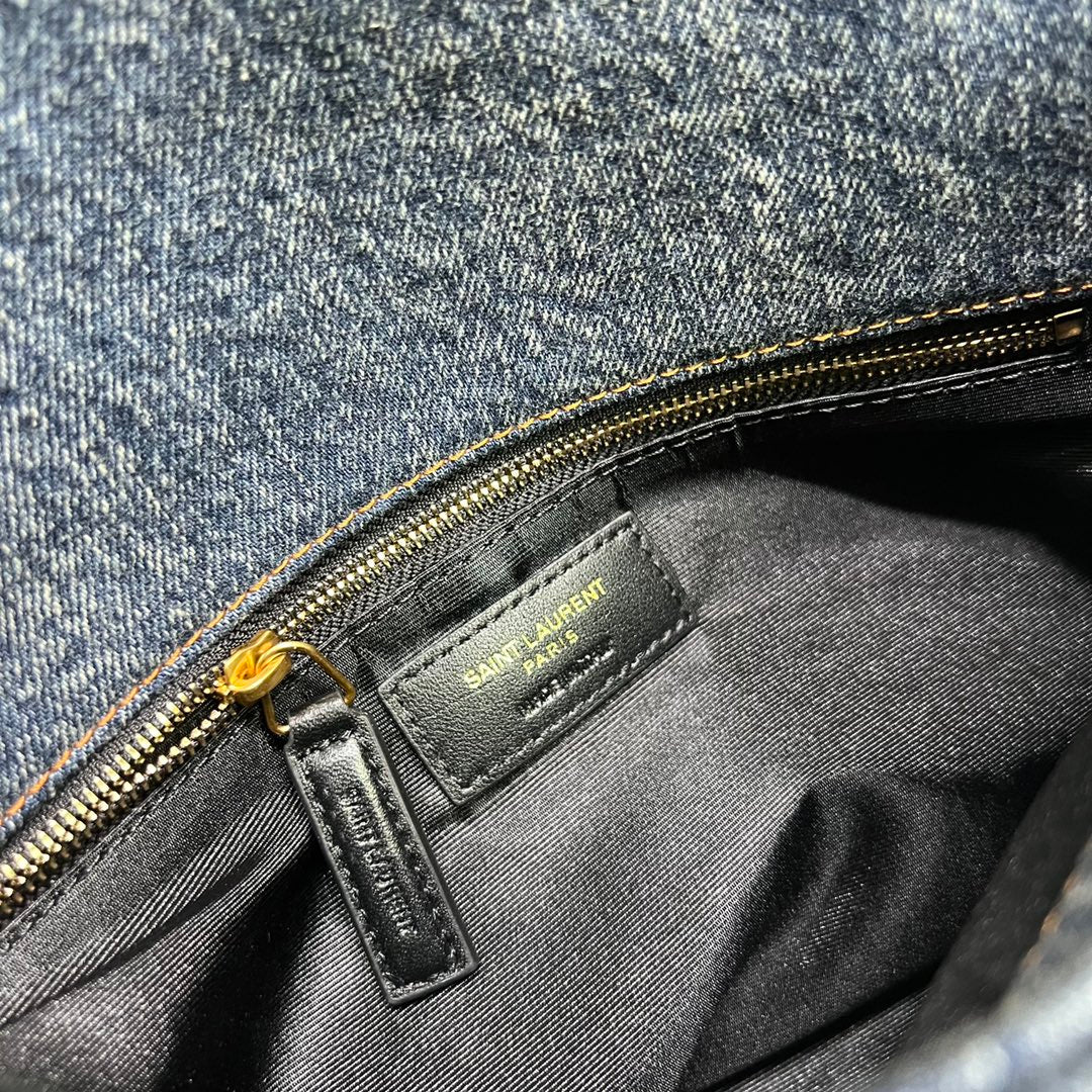 SAINT LAURENT PUFFER BAG 29 IN BLUE GRADIENT DENIM GOLD HARDWARE